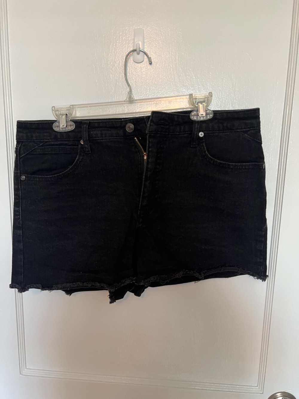sofia by sofia vergara Black Denim Jean Shorts